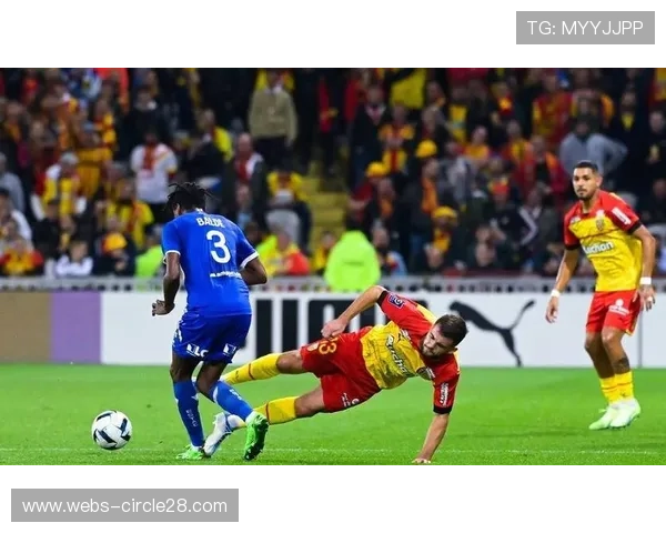 朗斯定位球战术革新贡献10球，占比33%成半程逆袭关键